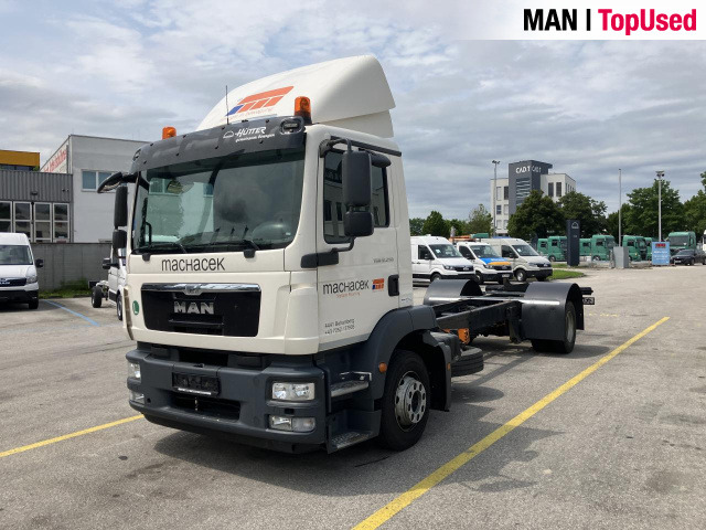 MAN TGM 12.290 4X2 LL - Грузовик-шасси: фото 1 MAN TGM 12.290 4X2 LL - Грузовик-шасси: фото 1
