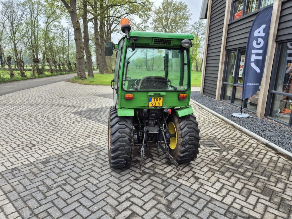 JOHN DEERE 2520 - Минитрактор: фото 4 JOHN DEERE 2520 - Минитрактор: фото 4