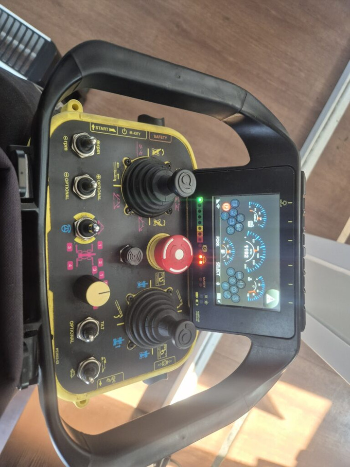 MAGNI RTH 6.25 D/D - Телескопический погрузчик: фото 3 MAGNI RTH 6.25 D/D - Телескопический погрузчик: фото 3