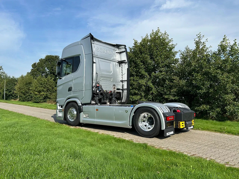 Scania 660S V8 NGS | 4x2 NB | 6 BALON SUSPENSION | RETARDER | FULL-AIR | PTO PREP. | PARK-COOLER | - Тягач: фото 3 Scania 660S V8 NGS | 4x2 NB | 6 BALON SUSPENSION | RETARDER | FULL-AIR | PTO PREP. | PARK-COOLER | - Тягач: фото 3