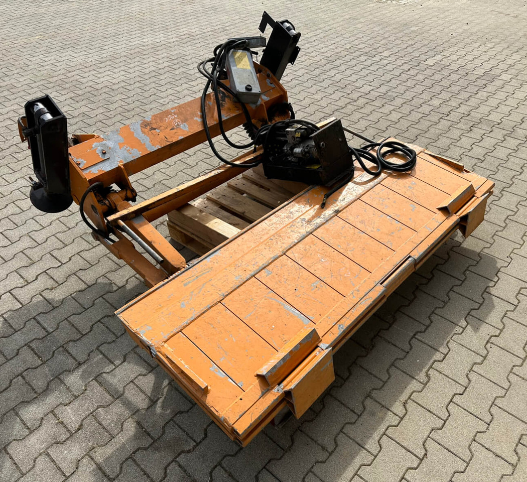 Unimog Heckladebordwand Unbekannt 427 - Другая техника: фото 3 Unimog Heckladebordwand Unbekannt 427 - Другая техника: фото 3