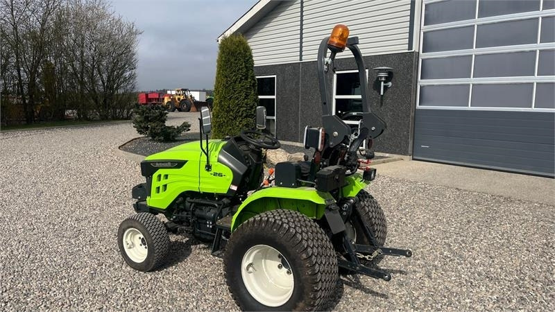 Avenger 26 Med frontvægt og MOMSFRI - Трактор: фото 3 Avenger 26 Med frontvægt og MOMSFRI - Трактор: фото 3