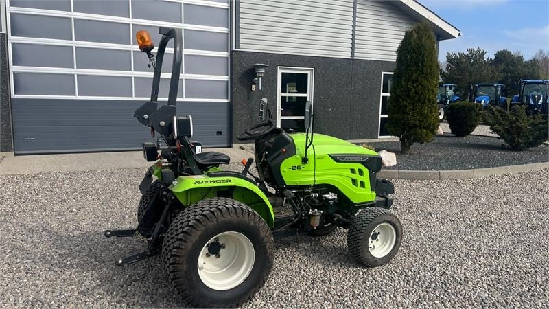 Avenger 26 Med frontvægt og MOMSFRI - Трактор: фото 4 Avenger 26 Med frontvægt og MOMSFRI - Трактор: фото 4