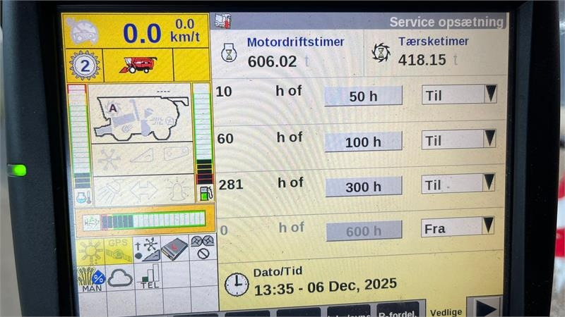 Case IH 8250 Axial-Flow med 35fod Varicut skærebord. Dansk - Зерноуборочный комбайн: фото 2 Case IH 8250 Axial-Flow med 35fod Varicut skærebord. Dansk - Зерноуборочный комбайн: фото 2