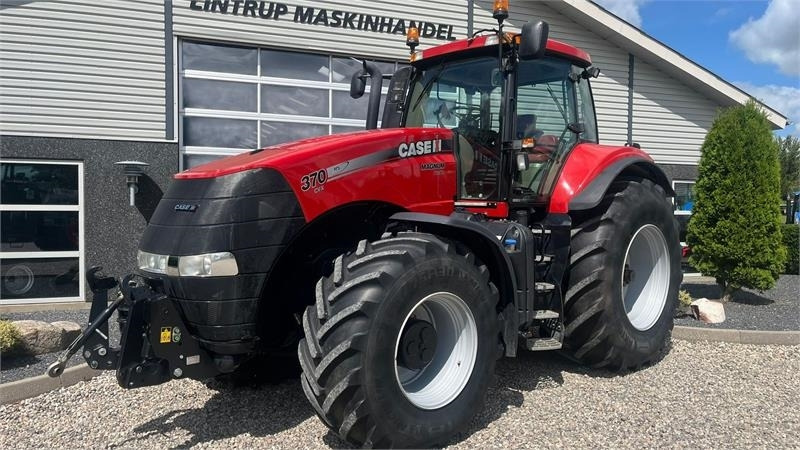 Case IH Magnum 370 CVX Med fronlift - Трактор: фото 2 Case IH Magnum 370 CVX Med fronlift - Трактор: фото 2