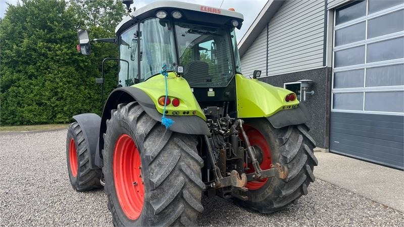 Трактор Claas Arion 630C Med frontlift: фото 12