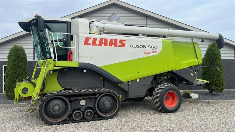 Claas LEXION 560 Med ny bælter og 4wd - Зерноуборочный комбайн: фото 1 Claas LEXION 560 Med ny bælter og 4wd - Зерноуборочный комбайн: фото 1