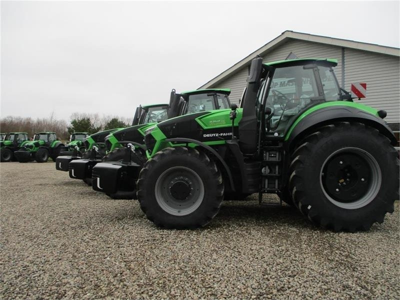 Deutz-fahr 9340 TTV New and Unused tractor - Трактор: фото 3 Deutz-fahr 9340 TTV New and Unused tractor - Трактор: фото 3