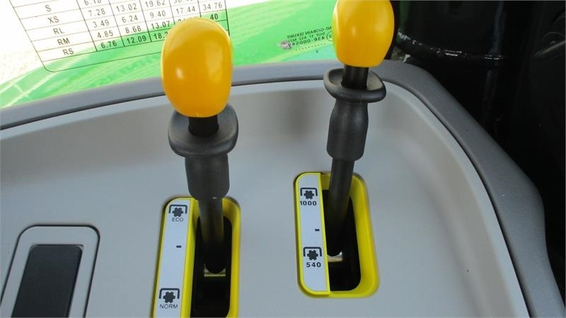 Трактор Deutz-fahr Agrotron 6205G New and Unused tractor: фото 16 Трактор Deutz-fahr Agrotron 6205G New and Unused tractor: фото 16