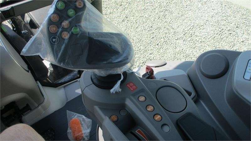 Трактор Deutz-fahr Agrotron 6205G New and Unused tractor: фото 17 Трактор Deutz-fahr Agrotron 6205G New and Unused tractor: фото 17