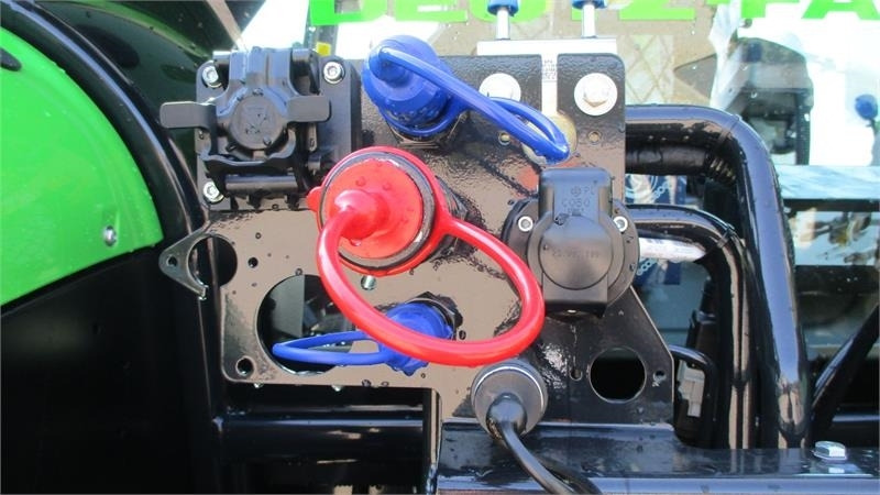 Трактор Deutz-fahr Agrotron 6205G New and Unused tractor: фото 13 Трактор Deutz-fahr Agrotron 6205G New and Unused tractor: фото 13