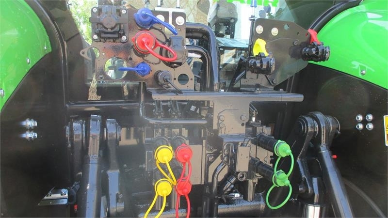 Трактор Deutz-fahr Agrotron 6205G New and Unused tractor: фото 12 Трактор Deutz-fahr Agrotron 6205G New and Unused tractor: фото 12