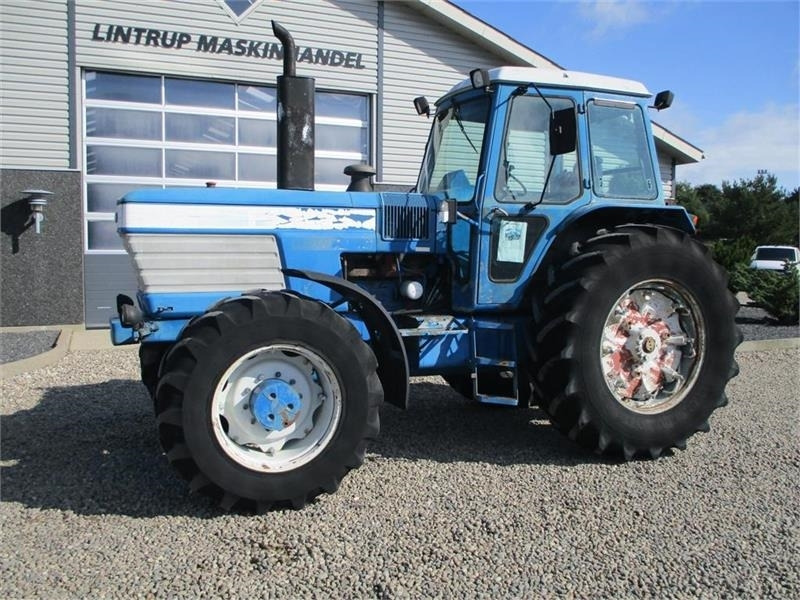 Ford TW 25 Regulær - Трактор: фото 4 Ford TW 25 Regulær - Трактор: фото 4