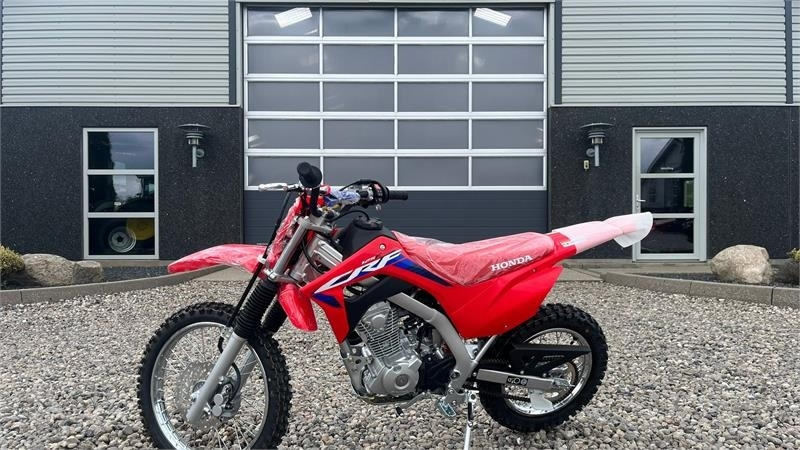 Honda CRF 125 F - Квадроцикл: фото 1 Honda CRF 125 F - Квадроцикл: фото 1