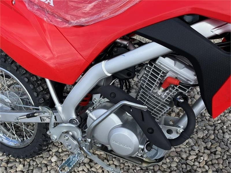 Honda CRF 125 FB Den helt nye model - Квадроцикл: фото 3 Honda CRF 125 FB Den helt nye model - Квадроцикл: фото 3