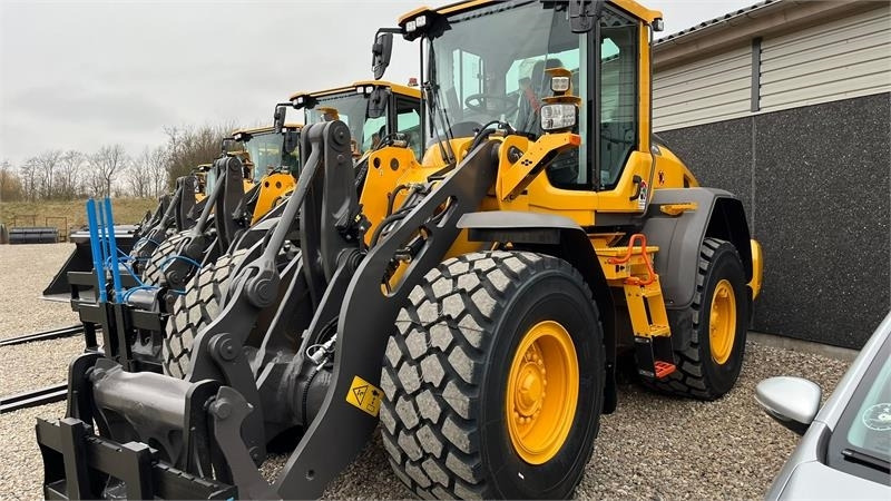 John Deere 2650 khjljkæjk - Трактор: фото 1 John Deere 2650 khjljkæjk - Трактор: фото 1