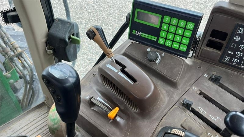 John Deere 6320 m/JD 631 Frontlæsser AutoPower og TLS affjed в лизинг John Deere 6320 m/JD 631 Frontlæsser AutoPower og TLS affjed: фото 9 John Deere 6320 m/JD 631 Frontlæsser AutoPower og TLS affjed в лизинг John Deere 6320 m/JD 631 Frontlæsser AutoPower og TLS affjed: фото 9