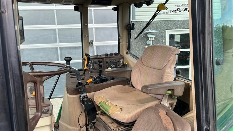 John Deere 6910 Auto Quad II-TLS Med frontlæsser - Трактор: фото 5 John Deere 6910 Auto Quad II-TLS Med frontlæsser - Трактор: фото 5