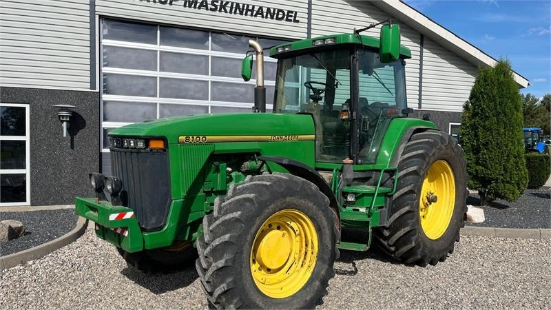 John Deere 8100 Samme ejer siden 2014 - Трактор: фото 2 John Deere 8100 Samme ejer siden 2014 - Трактор: фото 2