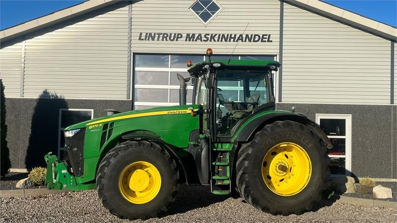 John Deere 8370R Med frontlift og fuld servicehistorik - Трактор: фото 1 John Deere 8370R Med frontlift og fuld servicehistorik - Трактор: фото 1