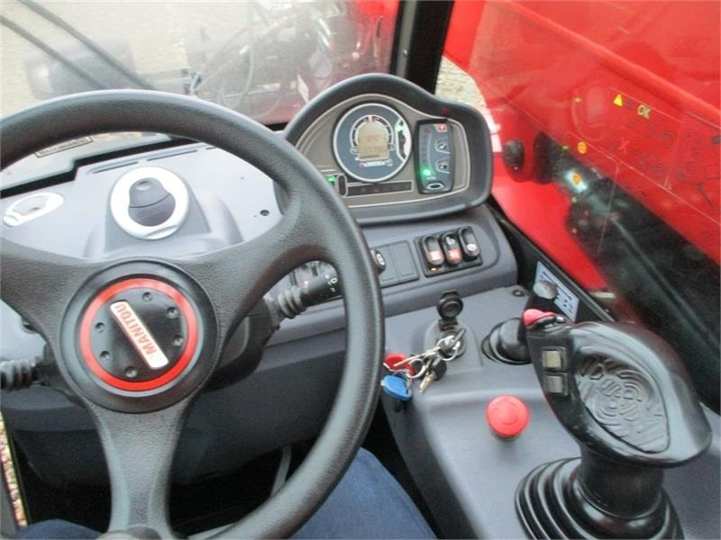 Manitou MT625H Comfort Dansk maskine, med hydrauliske pall - Телескопический погрузчик: фото 4 Manitou MT625H Comfort Dansk maskine, med hydrauliske pall - Телескопический погрузчик: фото 4