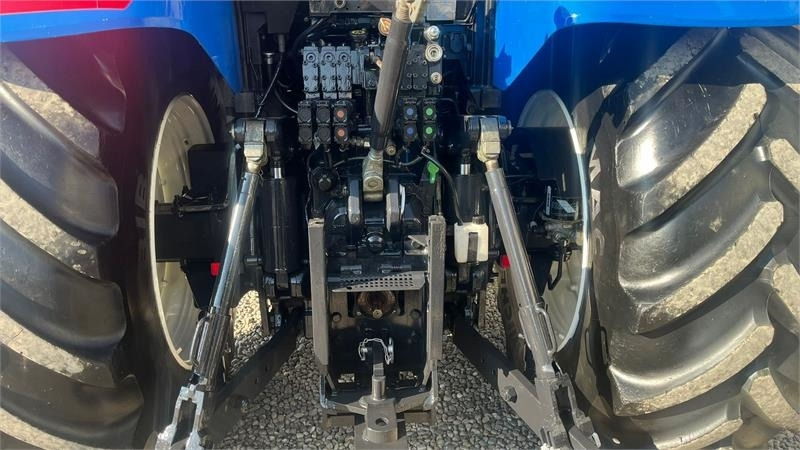 New Holland T7.270 AutoCommand med frontlift - Трактор: фото 5 New Holland T7.270 AutoCommand med frontlift - Трактор: фото 5