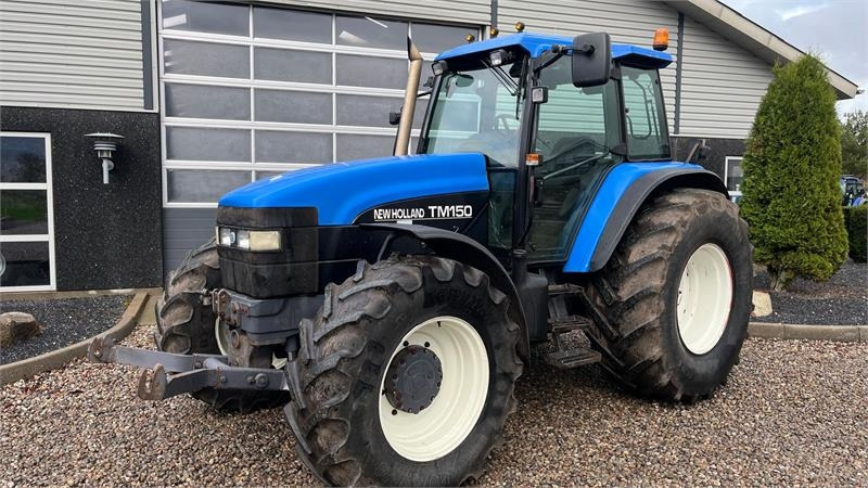 New Holland TM150 Med frontlift - Трактор: фото 2 New Holland TM150 Med frontlift - Трактор: фото 2