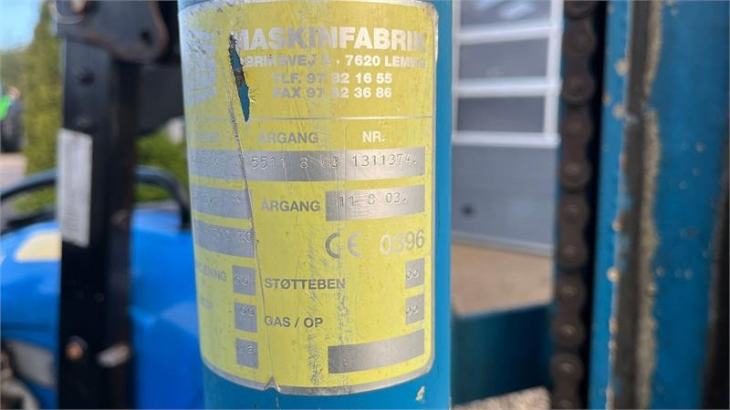 New Holland TN55D Med Byggelift - Трактор: фото 4 New Holland TN55D Med Byggelift - Трактор: фото 4