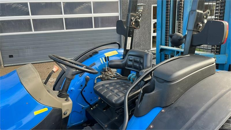 New Holland TN55D Med Byggelift - Трактор: фото 5 New Holland TN55D Med Byggelift - Трактор: фото 5