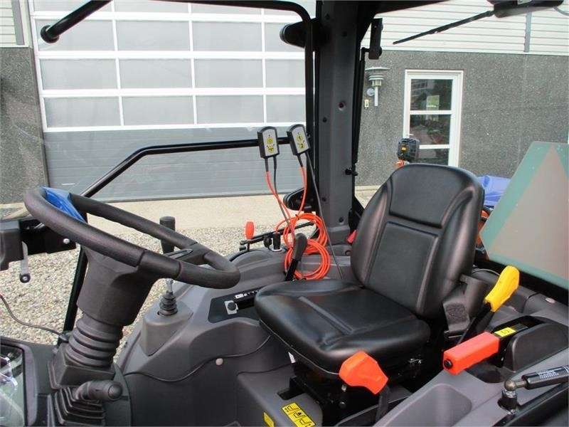 Solis 26 HST Snow Edition med frontlift, Vario SHL150 sn - Трактор: фото 4 Solis 26 HST Snow Edition med frontlift, Vario SHL150 sn - Трактор: фото 4