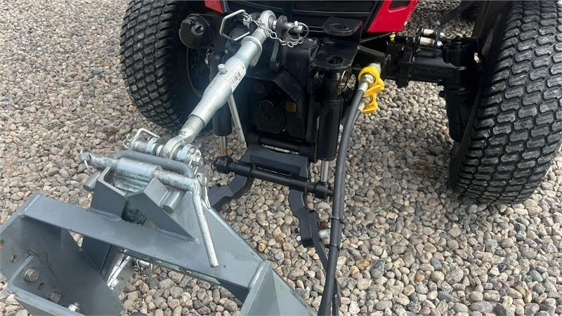 Yanmar YT 235H 4WD Snow Edition med sneplov og spreder - Коммунальный трактор: фото 4 Yanmar YT 235H 4WD Snow Edition med sneplov og spreder - Коммунальный трактор: фото 4