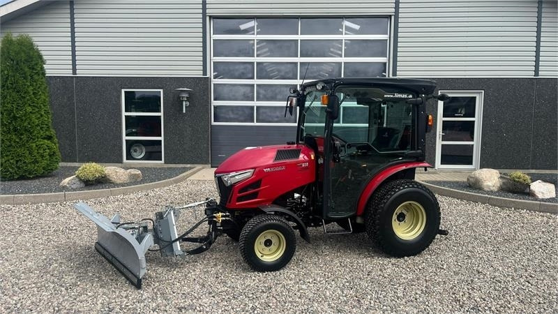 Yanmar YT 235H 4WD Snow Edition med sneplov og spreder - Коммунальный трактор: фото 1 Yanmar YT 235H 4WD Snow Edition med sneplov og spreder - Коммунальный трактор: фото 1
