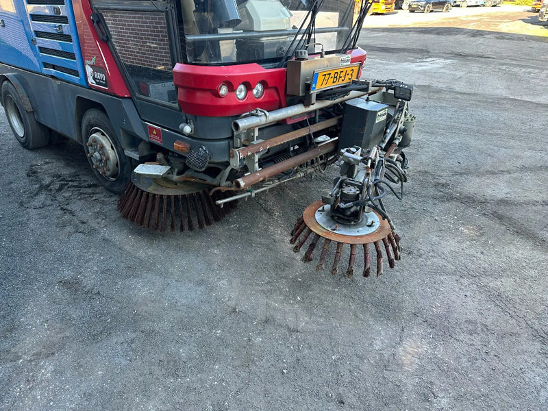Подметально-уборочная машина Ravo 580 VEEGMACHINE/SWEEPER!!: фото 7 Подметально-уборочная машина Ravo 580 VEEGMACHINE/SWEEPER!!: фото 7