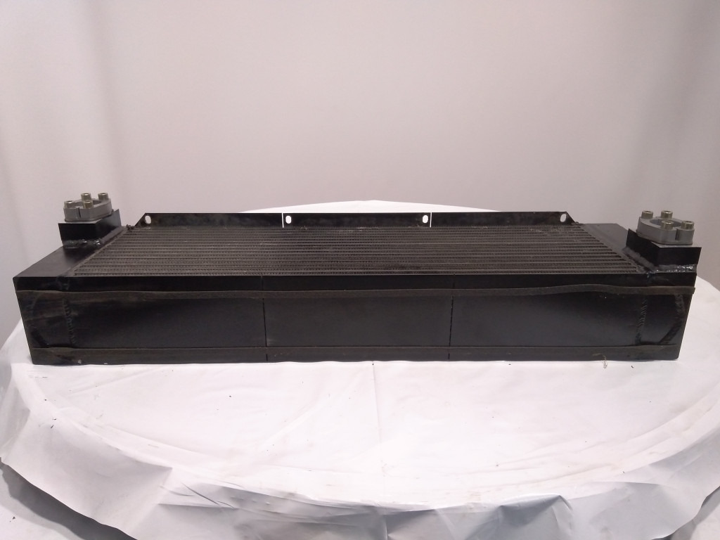 Bomag BM1200-35 - - Масляный радиатор для Строительной техники: фото 2 Bomag BM1200-35 - - Масляный радиатор для Строительной техники: фото 2