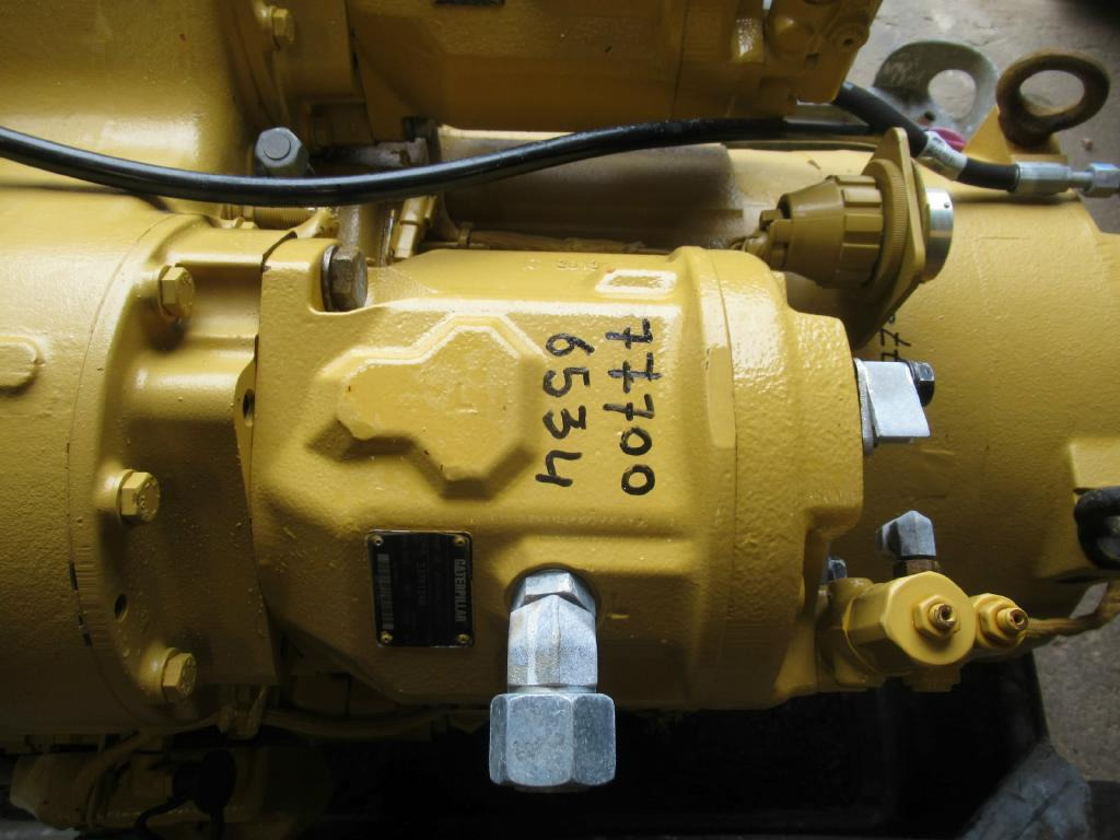 Caterpillar 2402647 - Гидравлический насос для Строительной техники: фото 2 Caterpillar 2402647 - Гидравлический насос для Строительной техники: фото 2