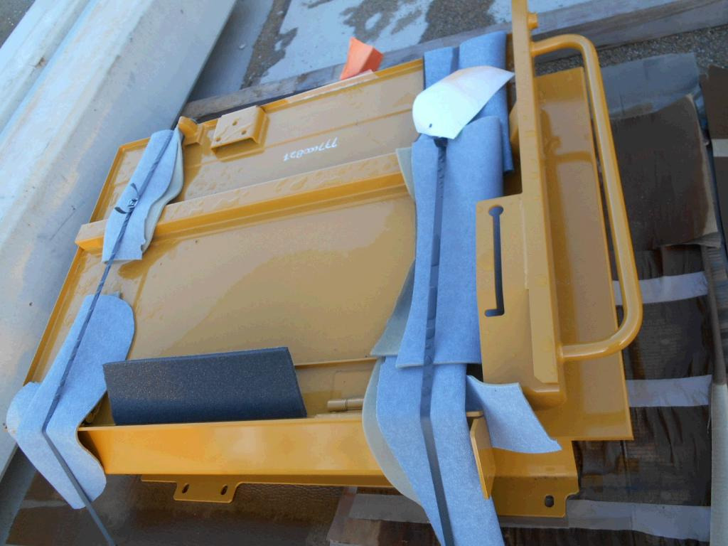 Caterpillar 4336256 - - Дверь и запчасти для Строительной техники: фото 4 Caterpillar 4336256 - - Дверь и запчасти для Строительной техники: фото 4