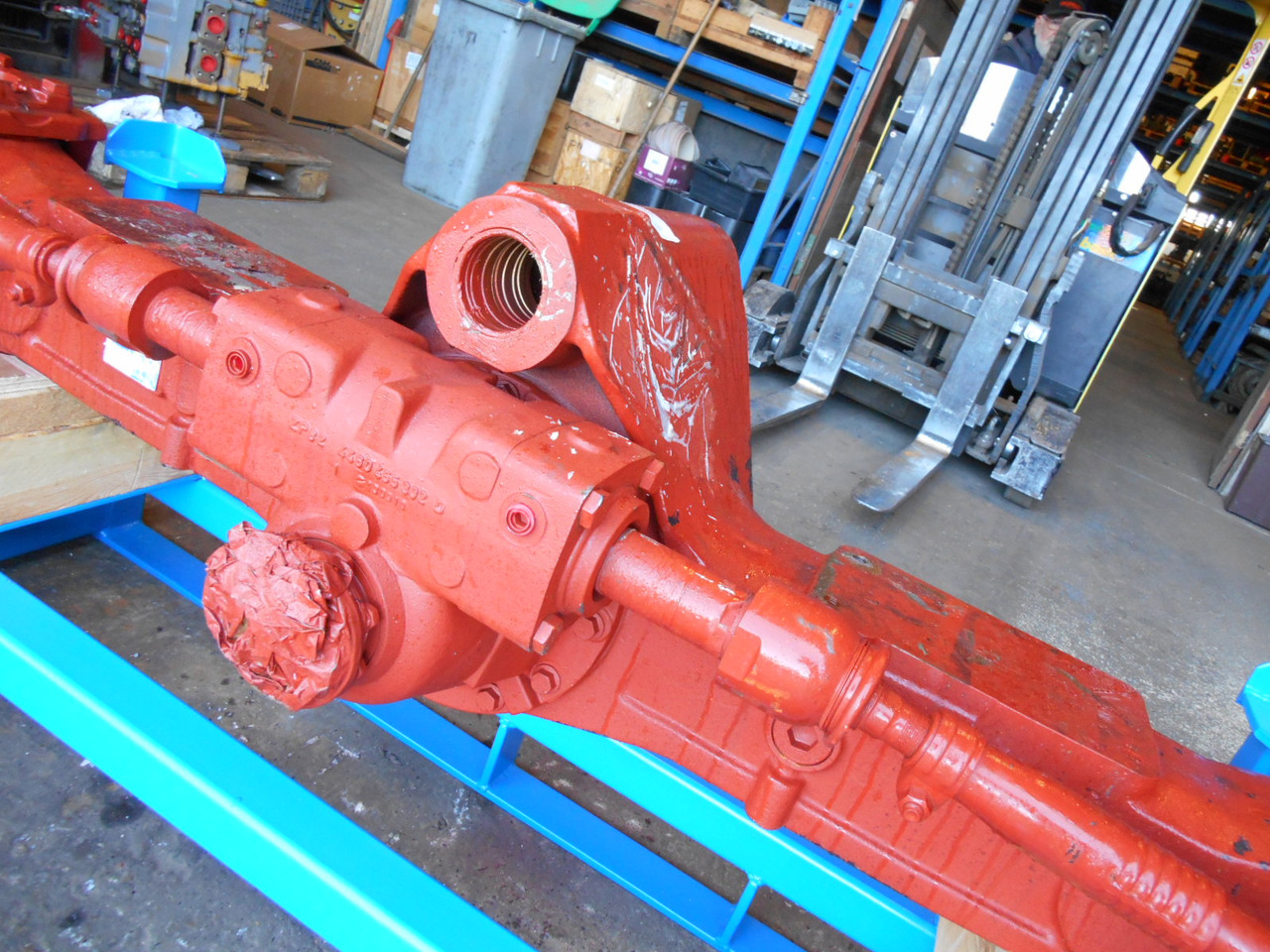 Doosan 1001040123 - 4472074052 - Передняя ось для Строительной техники: фото 4 Doosan 1001040123 - 4472074052 - Передняя ось для Строительной техники: фото 4