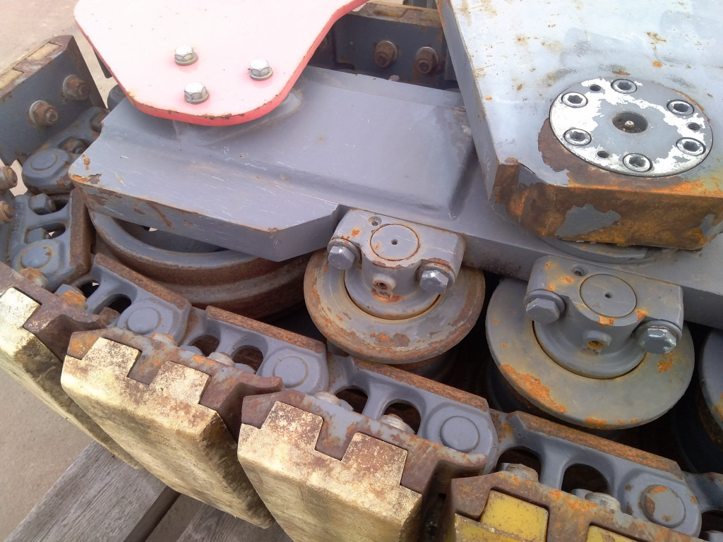 Dynapac PL1000F - - Запчасти ходовой части для Строительной техники: фото 4 Dynapac PL1000F - - Запчасти ходовой части для Строительной техники: фото 4