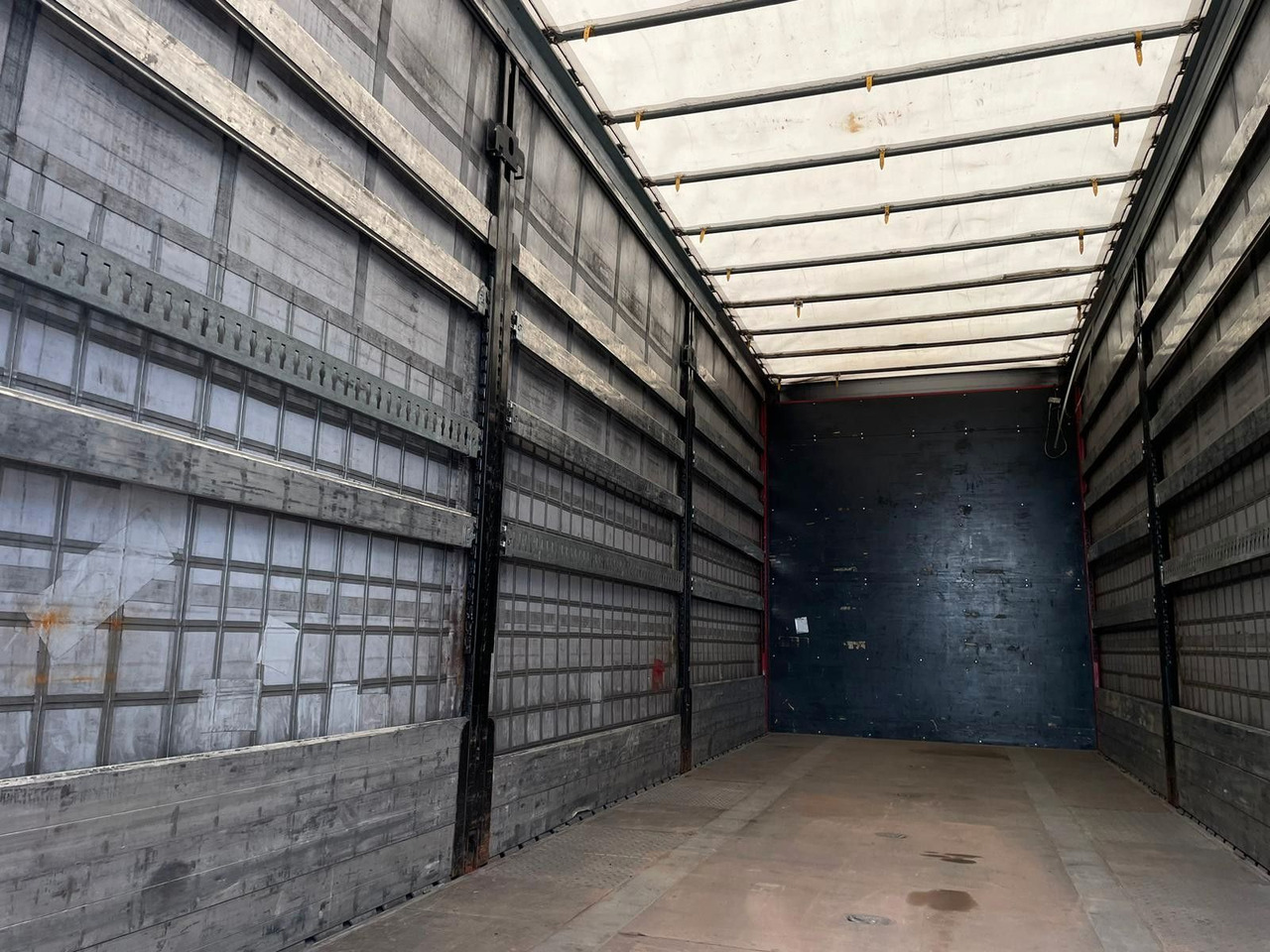 Тентованный прицеп Svan CHT202: фото 12