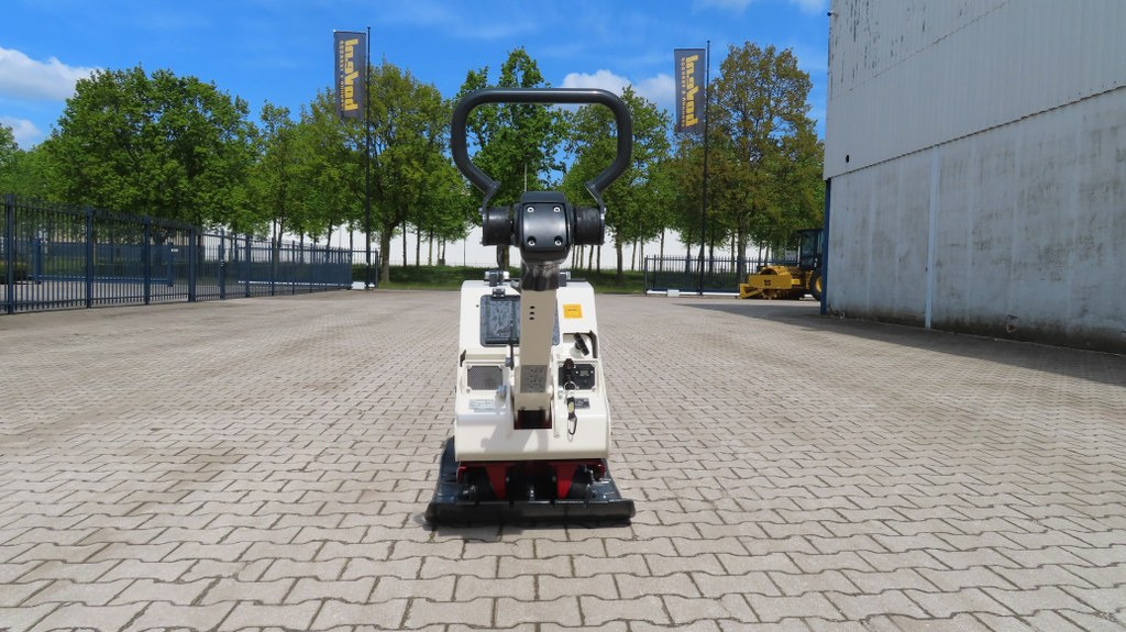 Dynapac DRP 45 DX - Виброплита: фото 3 Dynapac DRP 45 DX - Виброплита: фото 3