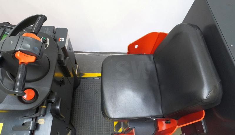 Linde P 50 C 1190 - Складской тягач: фото 3 Linde P 50 C 1190 - Складской тягач: фото 3