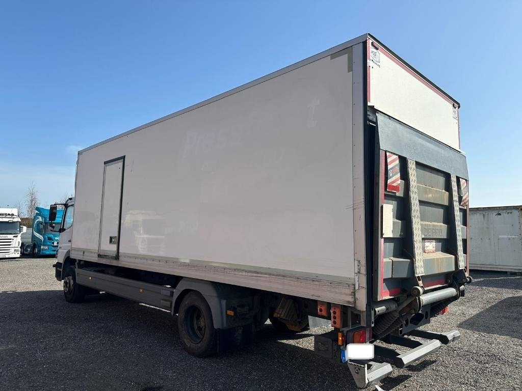 Mercedes-Benz 1624 serie 9580 - Грузовик с закрытым кузовом: фото 2 Mercedes-Benz 1624 serie 9580 - Грузовик с закрытым кузовом: фото 2