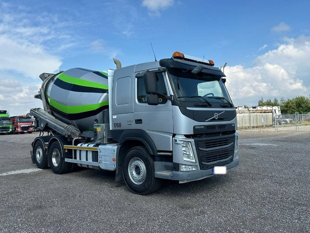 Volvo FM 6*2 370 serie 8607 - Автобетоносмеситель: фото 2 Volvo FM 6*2 370 serie 8607 - Автобетоносмеситель: фото 2