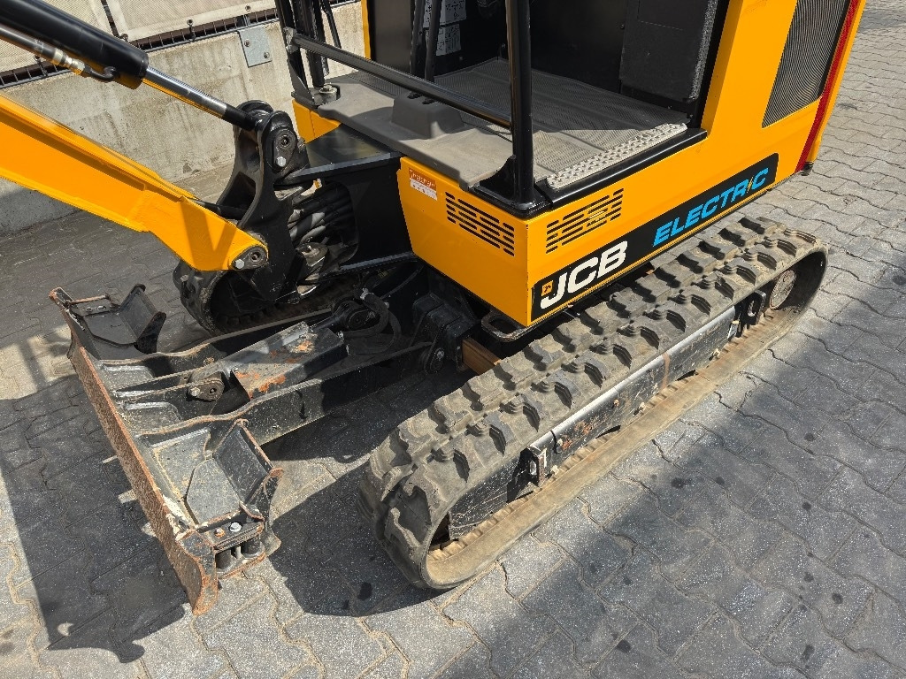 JCB 19 C-1E - Мини-экскаватор: фото 2 JCB 19 C-1E - Мини-экскаватор: фото 2