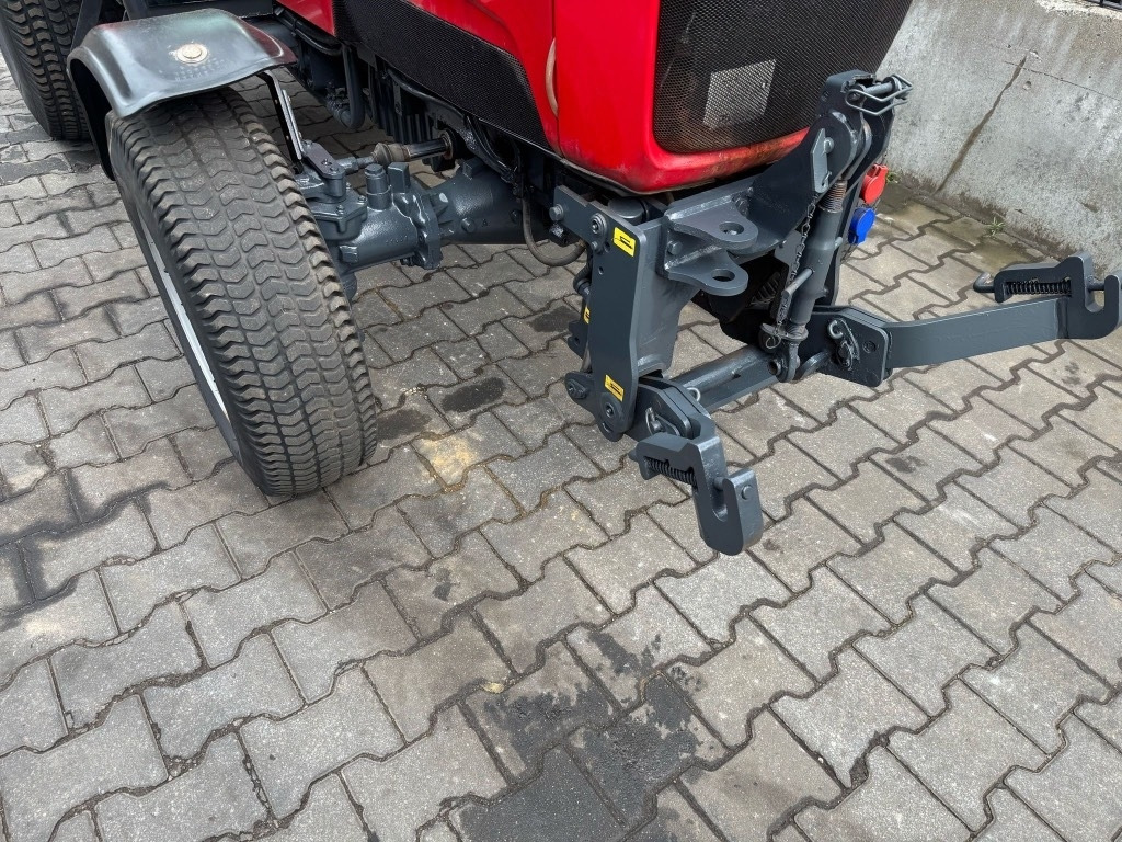 Трактор Massey Ferguson 1547: фото 10