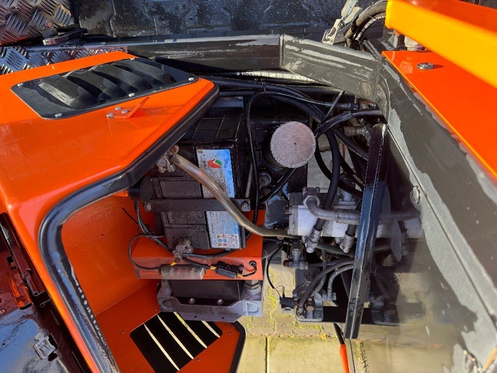 Optimas T11  - Асфальтоукладочная техника: фото 2 Optimas T11  - Асфальтоукладочная техника: фото 2