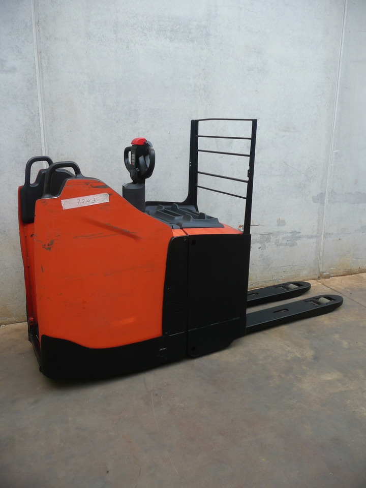 BT LPE 220 - Тележка: фото 3 BT LPE 220 - Тележка: фото 3