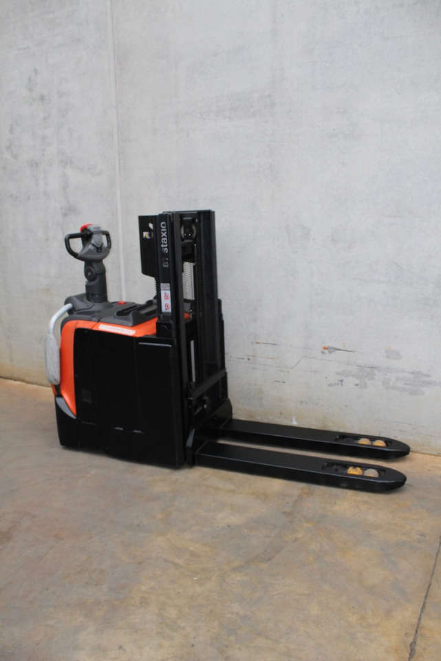 BT SPE 200 DN - Штабелер: фото 4 BT SPE 200 DN - Штабелер: фото 4