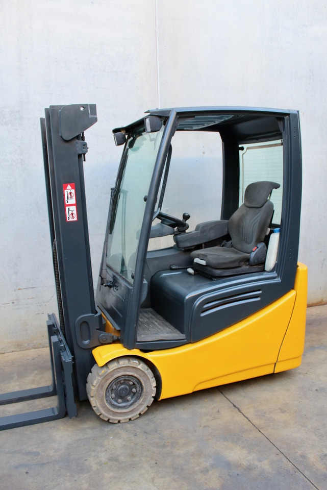 Jungheinrich EFG 216k 450 DZ - Электропогрузчик: фото 3 Jungheinrich EFG 216k 450 DZ - Электропогрузчик: фото 3