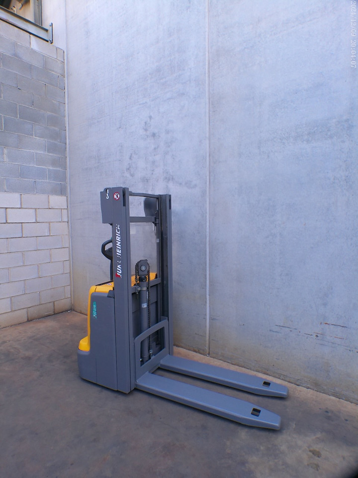 Jungheinrich EJC 110 250 ZZ - Штабелер: фото 4 Jungheinrich EJC 110 250 ZZ - Штабелер: фото 4